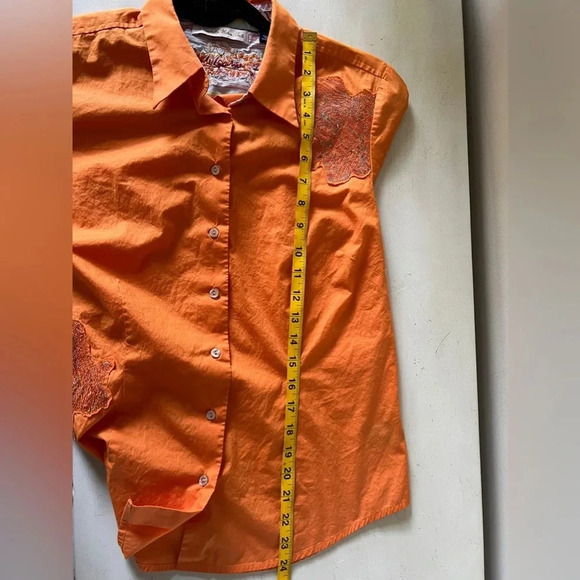 Robert Graham Orange Button Up Shirt Paisley Cuffs Embroidered Women’s Size M - Picture 9 of 12